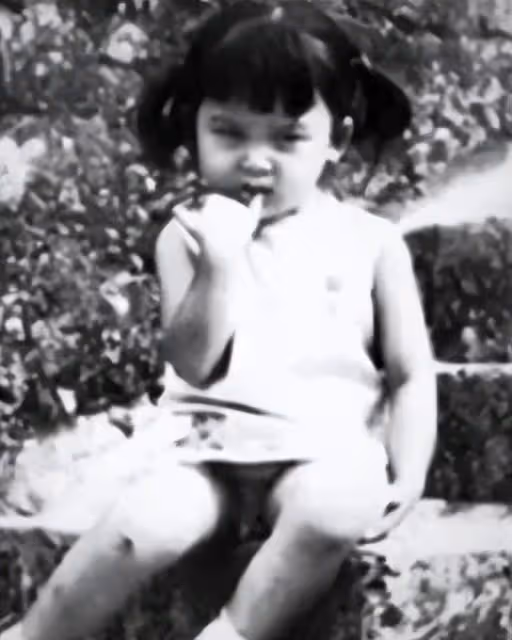 溫碧霞：被婆家嫌棄，卻能立足豪門22年，她嫁了一個好老公
