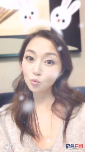 萬綺雯為內地網紅帶貨任嘉賓！被批甘心做陪襯自貶身價