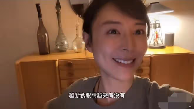 42歲張靜初再引爭議!為變美已斷食4天仍有活力,曾多次呼籲吃素