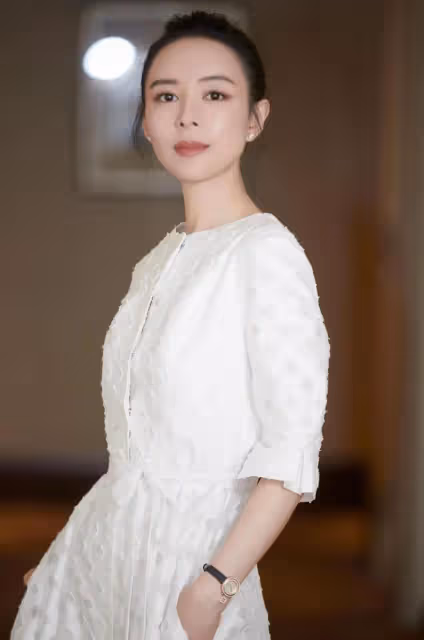 42歲張靜初再引爭議!為變美已斷食4天仍有活力,曾多次呼籲吃素