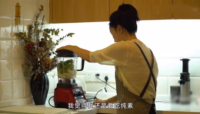42歲張靜初再引爭議!為變美已斷食4天仍有活力,曾多次呼籲吃素