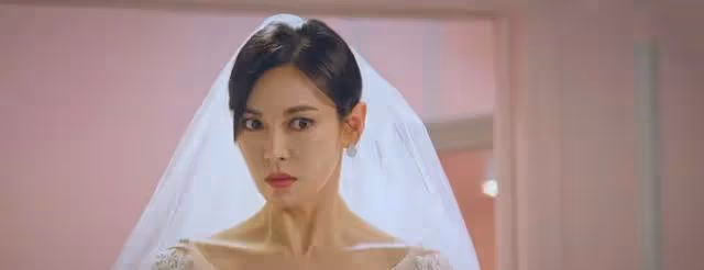 壞女人代表金素妍,其實是個零緋聞結婚,贍養已故好友家人的好人
