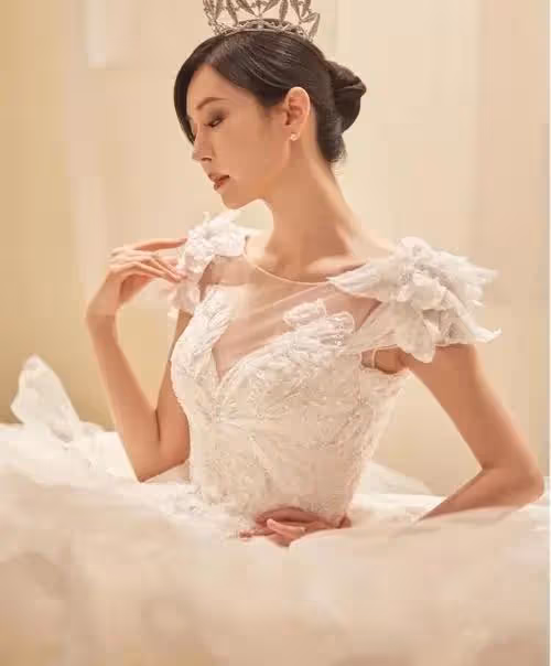 壞女人代表金素妍,其實是個零緋聞結婚,贍養已故好友家人的好人