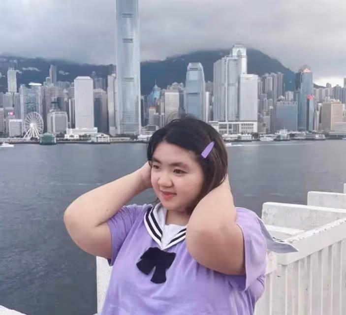 鄭少秋女兒最重200斤,胡慧中女兒170斤,過重的星二代可真不少