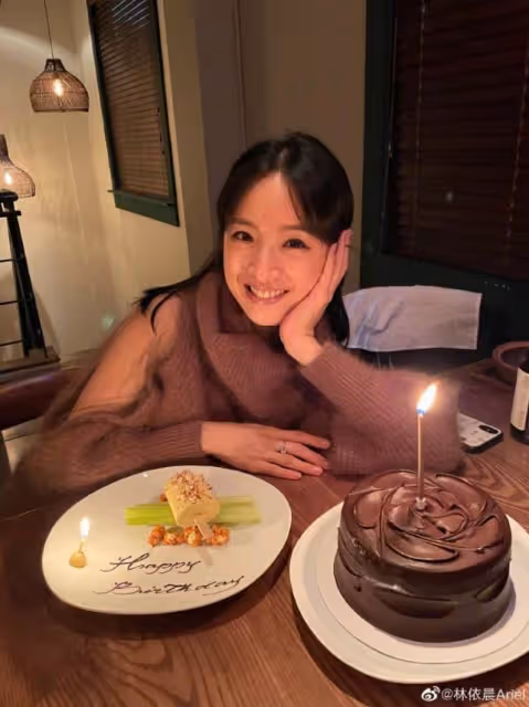 林依晨首曬「女兒正臉」,小可愛已長出牙齒,小臉蛋肉嘟嘟的,透露女兒很乖:這是來報恩的
