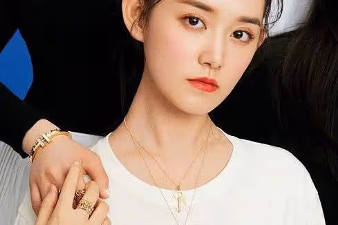 張子楓18歲我信，蔣依依18歲我信，而她18歲騙誰呢？