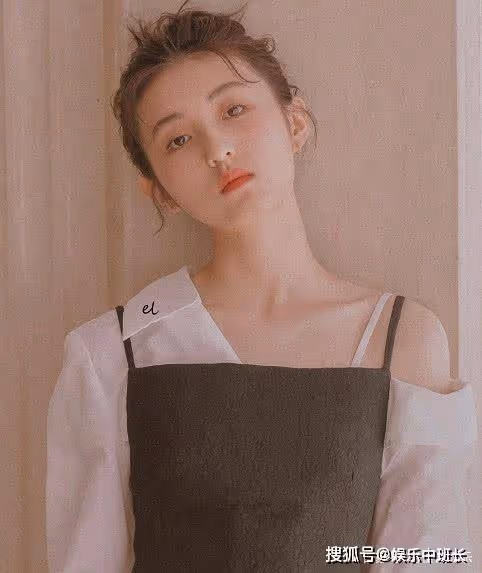 張子楓18歲我信，蔣依依18歲我信，而她18歲騙誰呢？