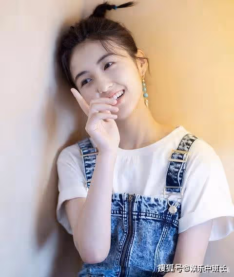 張子楓18歲我信，蔣依依18歲我信，而她18歲騙誰呢？