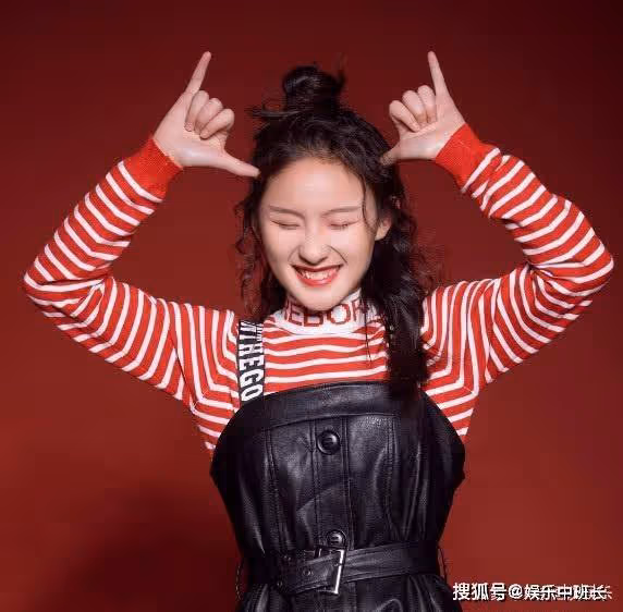 張子楓18歲我信，蔣依依18歲我信，而她18歲騙誰呢？