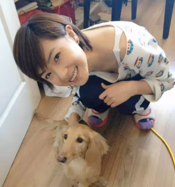 女兒都兩歲了，老公遲遲不露面？其實萬茜早就開始曬老公了