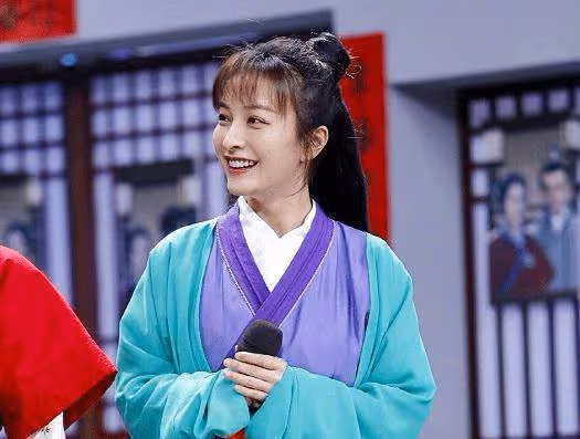 伊能靜的古裝妝容，金晨的古裝妝容，看到鐘麗緹：顏高任性