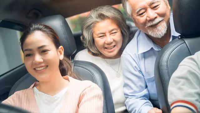 婆婆癱瘓在床，丈夫要求妻子伺候被拒：別忘了各管各媽的規定