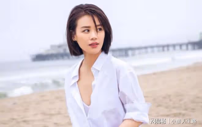 馬思純駕車逆行被罰，還往車窗外丟垃圾引網友熱議