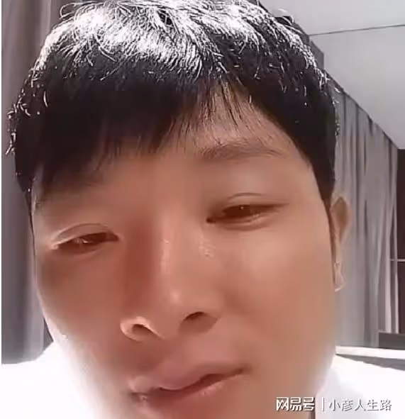 楊櫧策驅車4h找余秀華道歉,透露直播帶貨僅賺2W,也學余秀華賣書