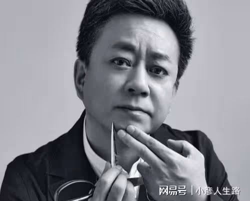 兩位編劇向朱軍道歉,一位是犀利的汪海林,一位是跟風的李亞玲