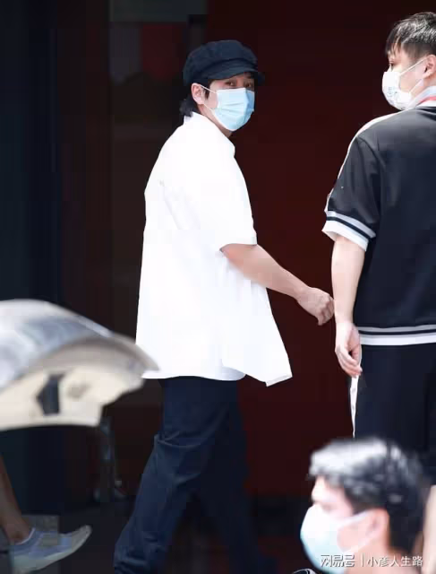 《蒼蘭訣》熱度破萬,王鶴棣爆紅,關曉彤、陳立農、武藝也沾光了