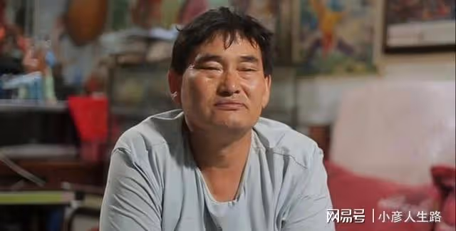 大衣哥再述成名後困擾:親戚登門借錢至今不還
