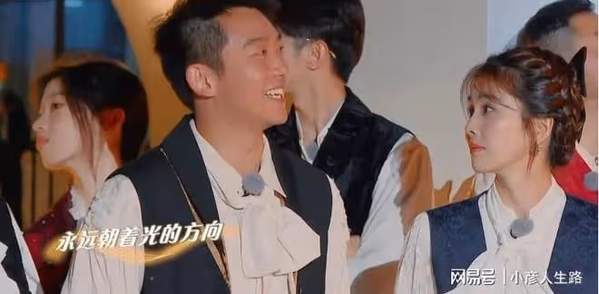 鄭愷陰差陽錯學表演,有過2段緋聞戀情,如今事業愛情雙豐收