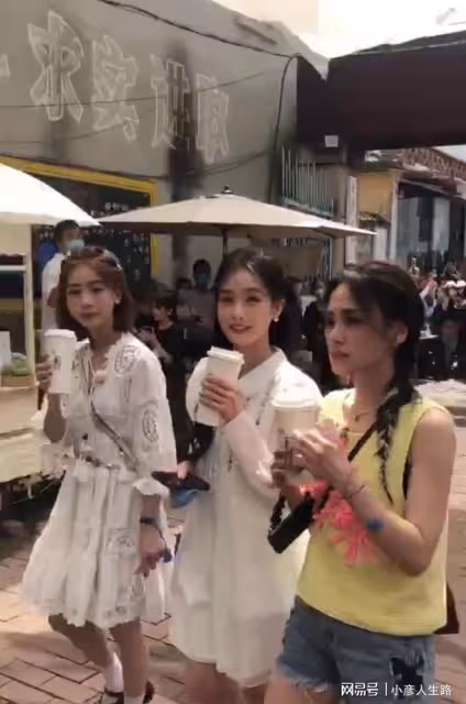 阿嬌上半身減肥成功青筋暴起,黑眼圈重顯病態,大腿比別人粗一圈