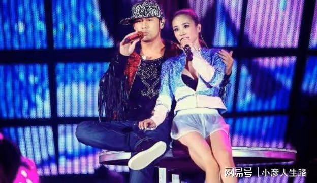 周杰倫首曬6.6億豪宅!門廳藝術品價值超1億,晚上彈琴不怕吵鄰居