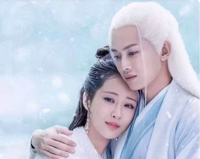 同樣是白髮美男,把王鶴棣成毅任嘉倫楊洋放一起,個個一眼萬年