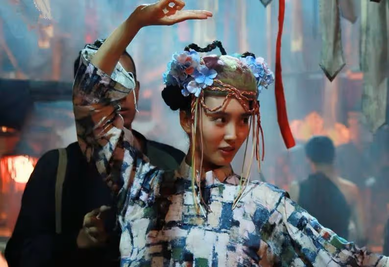 首部作品《河神》，以驚悚與美味相結合，以聲光效果打造出完美的神秘氣氛