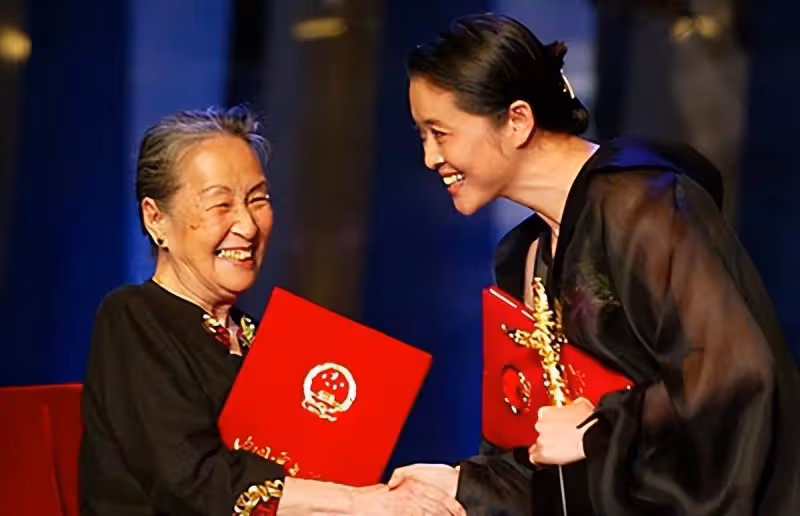 《外國小孩中國爸》20年:主角消失,配角變電影,差距太大了