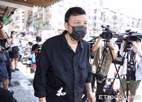 余苑綺訃聞曝光！李亞萍暴哭「忍痛缺席靈堂」無法面對　告別式時間、地點揭曉「風光送最後一程」