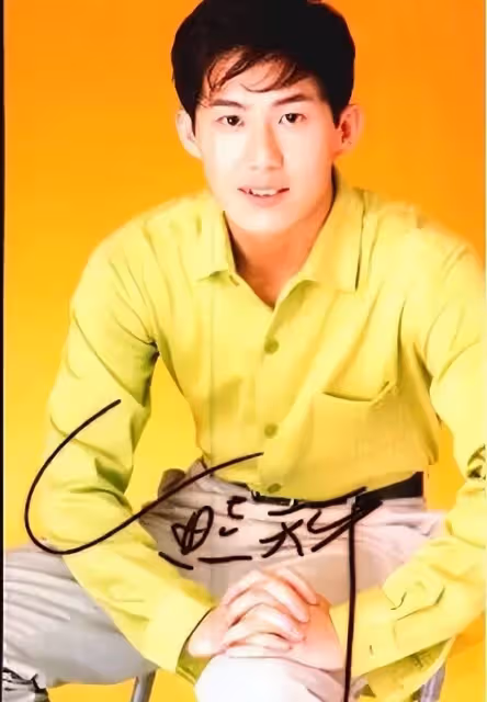 與齊秦比肩的情歌天王,被干媽騙光財產,卻遇上另一個女人逆風翻盤