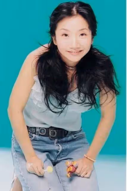 與齊秦比肩的情歌天王,被干媽騙光財產,卻遇上另一個女人逆風翻盤