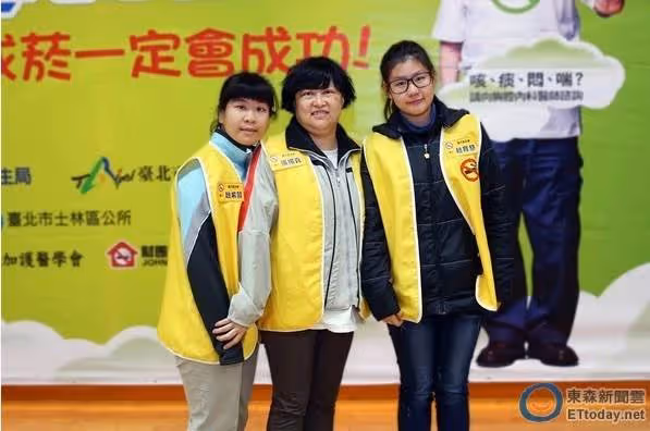 留下3000多萬債務!趙舜當年驟逝後,遺孀「獨自扶養聽障女兒」邊還債,現在的生活卻是...
