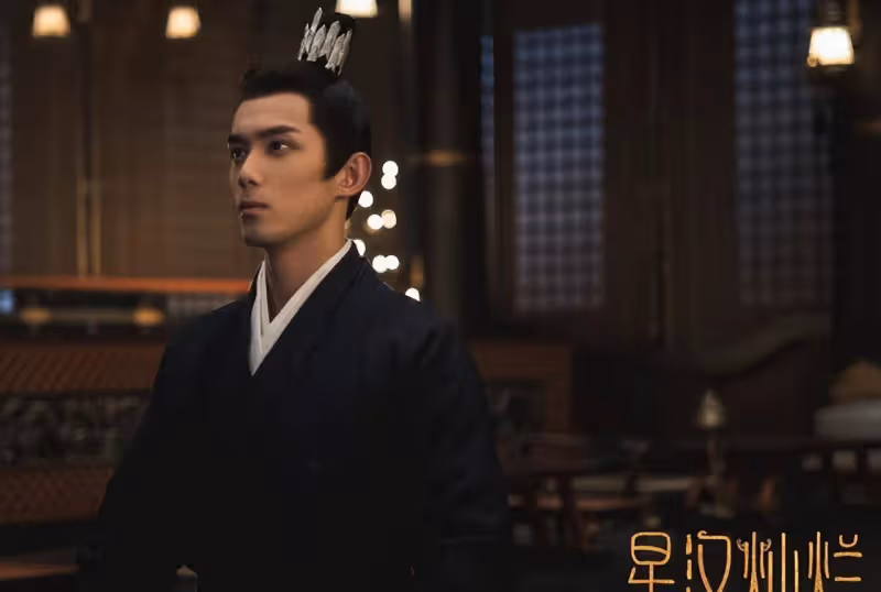 星涵的精彩盛宴，凌布朵的愛恨情仇