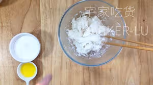 空心豆沙麻團，超簡單一次成功，香甜酥脆，好吃  到停不下來。