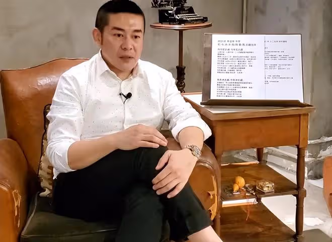 關之琳姐弟罕同框！小11歲弟弟像極了影帝老爸，曾破產用6年翻身