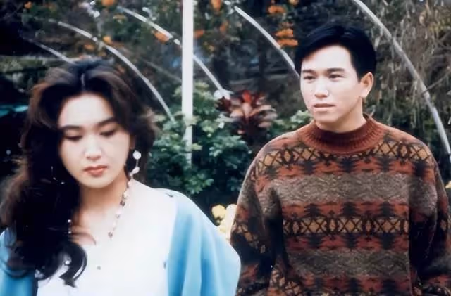 溫碧霞領養回來的孩子,越來越像她老公了?網:這是愛情的結晶