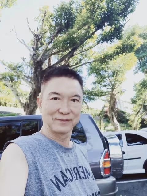 高學歷出道資深男星,演活包青天師爺醉心演戲不在乎錢,75歲未婚獨居氣質依舊文質彬彬