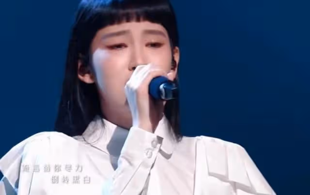 「靠山」高層離巢！TVB名歌手多次被指地位受威脅，曝光不如從前