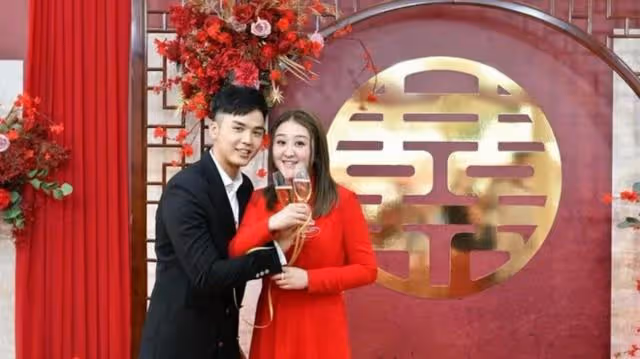 奢華!TVB上位小生與圈外富家女婚後生活極滋潤,不時曬車曬豪宅