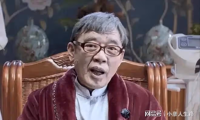 李立群回應兒子發言問題,稱被人冒充故意抹黑,自己立場始終不變