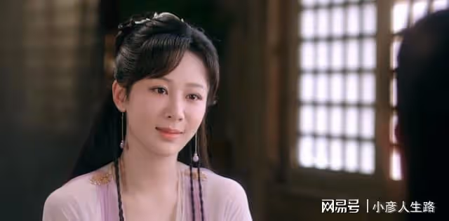 借著楊紫的「東風」,想過退圈的張睿終翻紅,良機遲了11年!