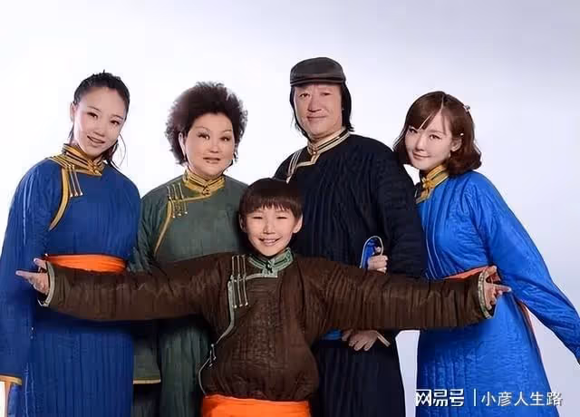 布仁巴雅爾:離世4年,烏日娜還沉浸在悲痛中,女兒是她精神支柱