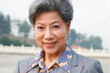歷經幾段情!87歲資深女星「一生不婚」無兒無女 晚年孤獨「自己安排身後事」古天樂出手了