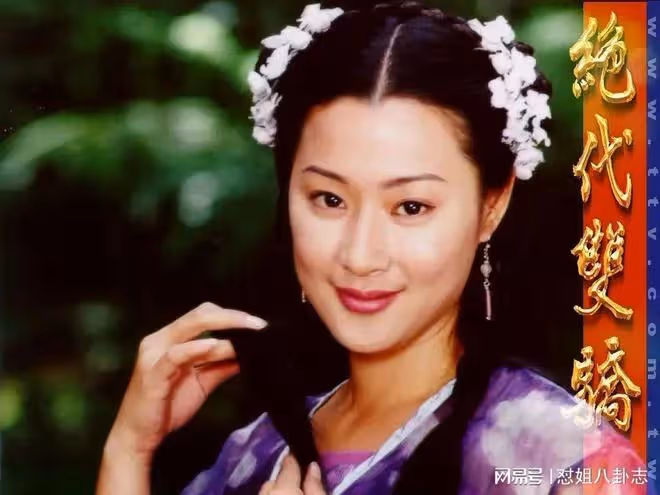 童年女神「退圈20年」又復出!患癌全家不管不顧 母女反目「寫書曝秘辛」:直面原生家庭的疼