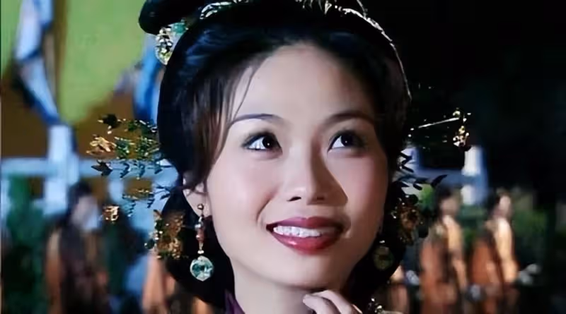 最清醒港姐!插足富商家庭24年「卻獲全家認可」與原配親如姐妹 不爭家產也能成「億萬富婆」