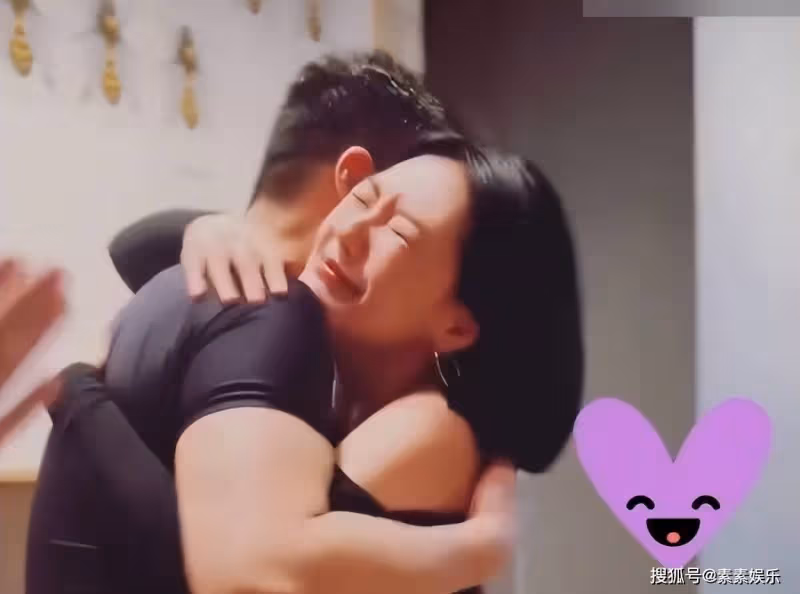 小S曬全家出遊照,許雅鈞摟住妻女合影,證明自己足夠愛家庭