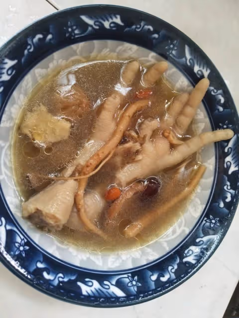 去茶樓必點的點心~藥膳雞爪