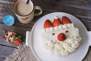 聖誕老人🎅草莓🍓蛋糕~快手版