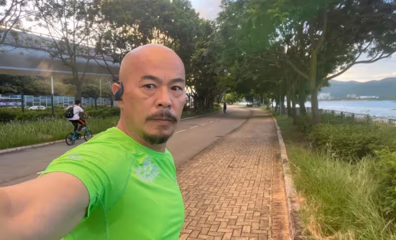 李連杰御用替身,即興一口咬掉80萬,徐克欲哭無淚:你一口咬掉了一套房!