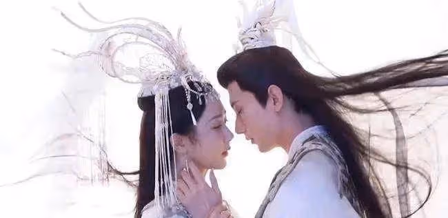 沉翔似笑非笑:顏丹該有多愛應遠?把心給他,為他墮落輪迴,太殘忍