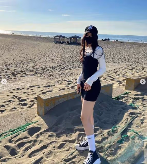 小S全家旅遊照片曝光,二女兒顏值比媽媽還高,小女兒長得像父親
